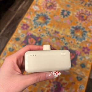 Cream Wireless Device